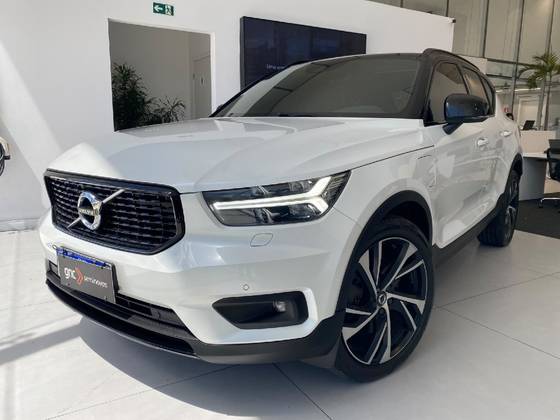 VOLVO XC40 1.5 T5 RECHARGE R-DESIGN GEARTRONIC VOLVO XC40 1.5 T5 RECHARGE R-DESIGN GEARTRONIC